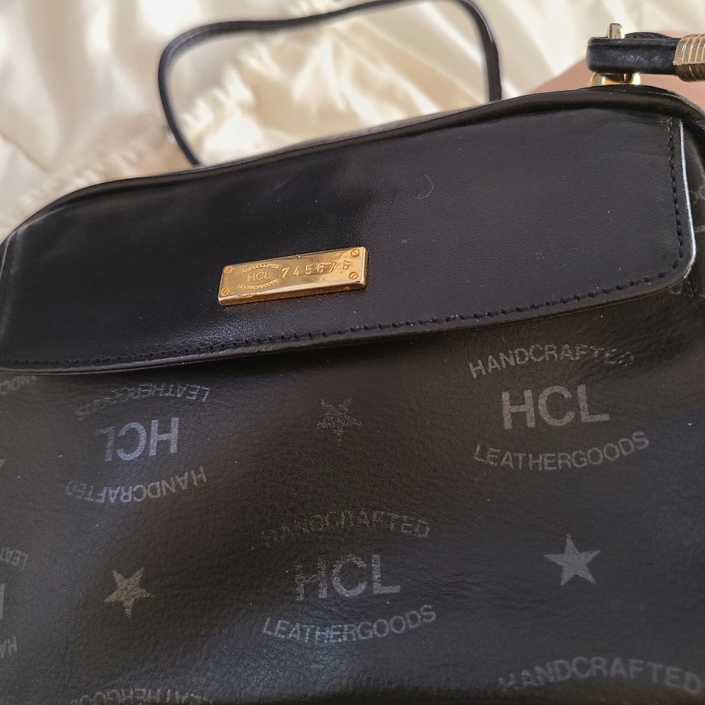 HCL Crossbody